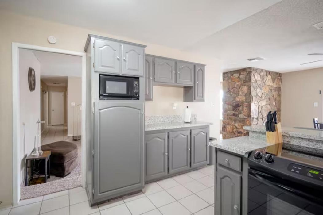 Pool 4 Bedroom 2 Bath Close To Strip Las Vegas Exterior photo